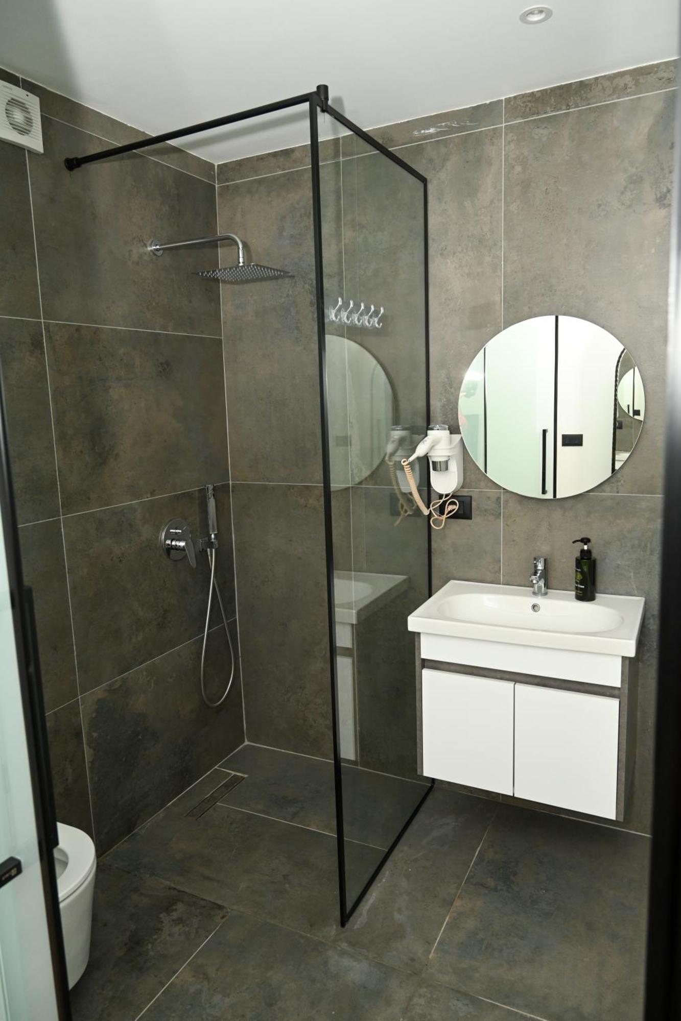 פייר Apollonia Hotel מראה חיצוני תמונה